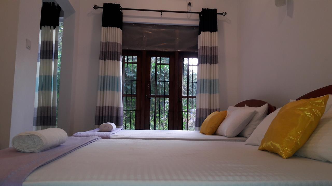 Risenlak Holiday Resort Polonnaruwa Buitenkant foto