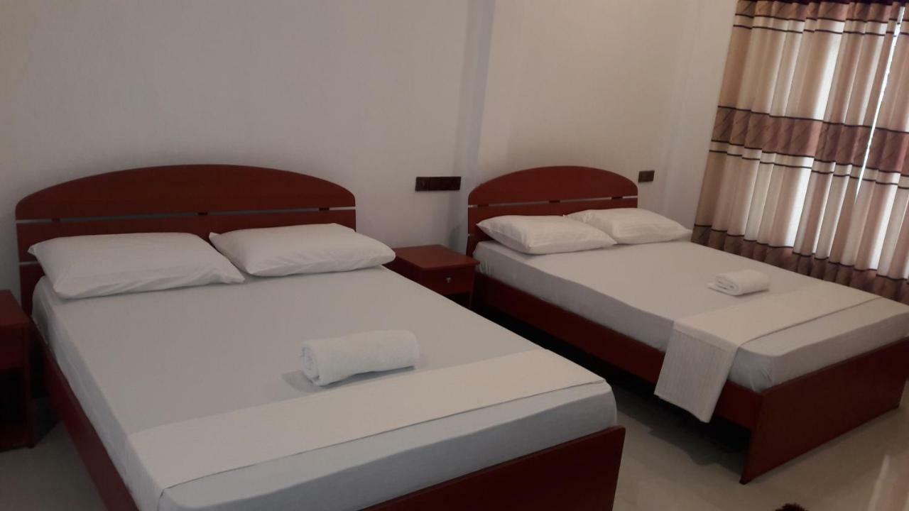 Risenlak Holiday Resort Polonnaruwa Buitenkant foto