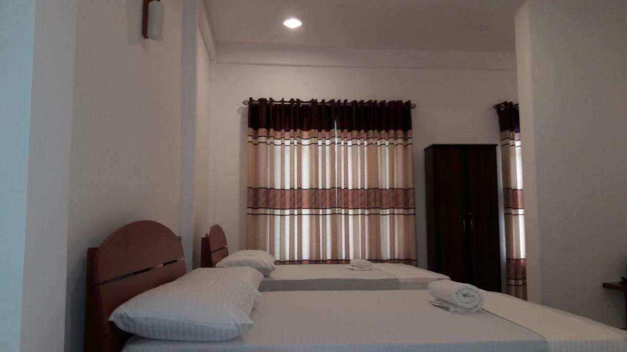 Risenlak Holiday Resort Polonnaruwa Buitenkant foto